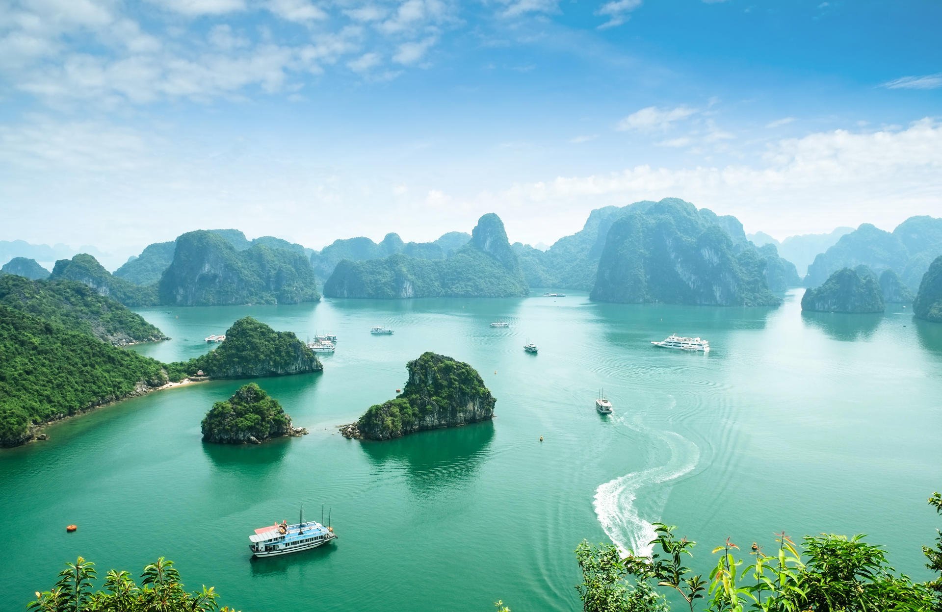 Halong bay sett fra luften