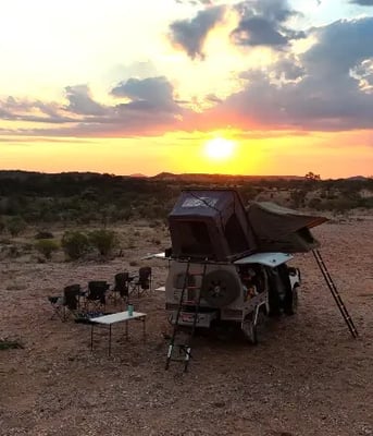 Toyota Hilux 4WD Camper