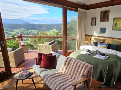 Kangaroo Ridge Retreat
